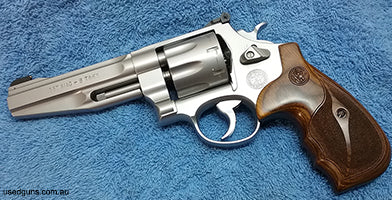 Performance Centre 627 5 inch barrel 8 shot. Pistol brought new by me very little use in as new condition. Comes in Performance Centre case all accessories incl