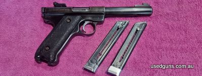 In fair condition comes with the case and 2 magazines. Buyer pays shipping.