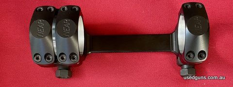 Rare dual ring Near AlphaMount 34mm, 0moa, low picatinny mount in excellent condition,