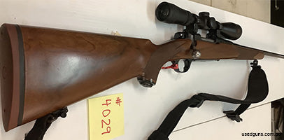 Good Newport, New Haven controlled round feed Ruger M77 Hawkeye. Minor marks to stock. Excellent (clear) Redfield scope in proprietary Ruger rings. Sling includ