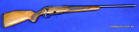 Timber stock,blue barrel, detachable box magazine