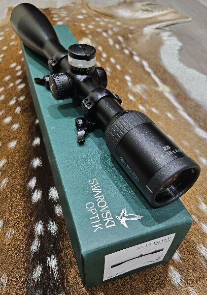 Swarovski Z5 BT with plex reticle, 3.5-18x44. Does not include scope rings. Comes with original box and tools etc. Price includes free postage. Please call or t