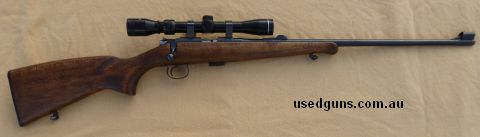CZ 452-2E ZKM .22 bolt action rifle in good condition, with very good bore. Some minor scratches to stock and bluing. Fitted with Tasco 3-9x scope. Additional i