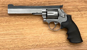 Aftermarket Target barrel and sight. low use