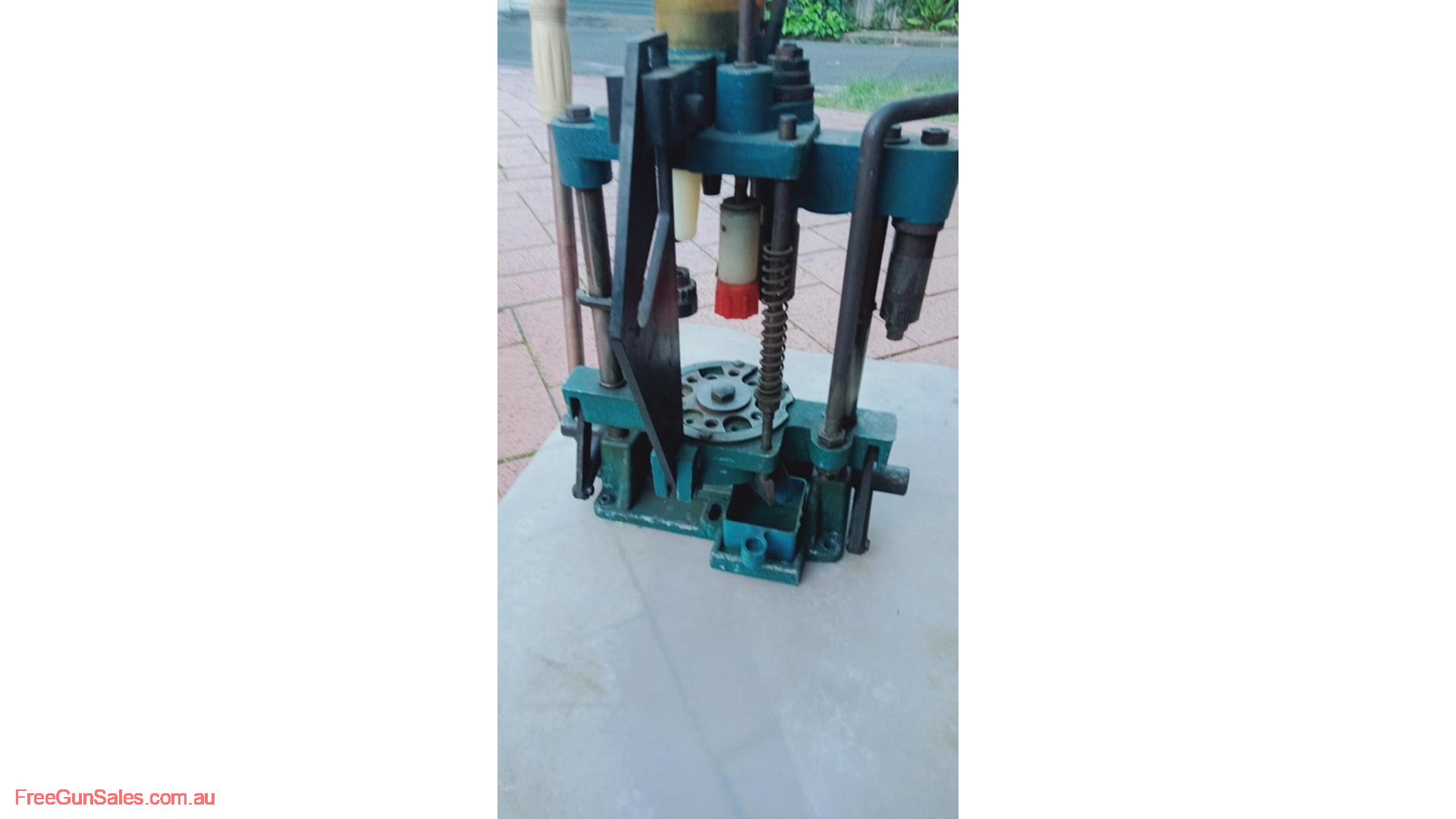 12GA Reloading machine Polar BAIR 600  similar to Hornady 366 waverley
