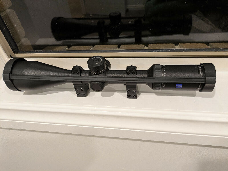 I'm selling a Zeiss Conquest HD5 5-25x50 scope in mint condition. I've never used it, it came with a rifle I bought and I don't need it.