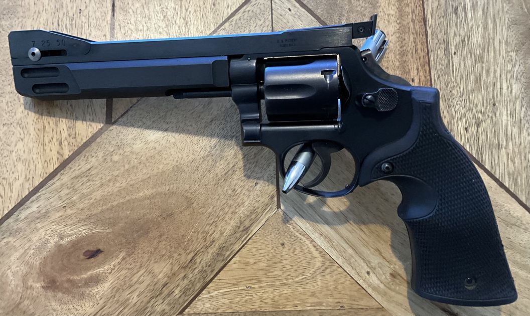 Smith & Wesson Model 10-5