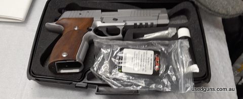 Excellent condition German made Sig. used a number of times for matches then stored away properly as a collectable. Comes with 6 magazines, box and gun sock. Th