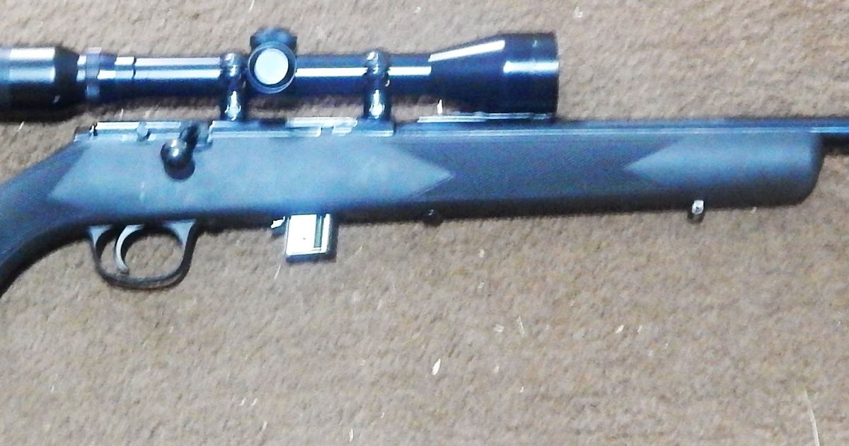 MARLIN MODEL 925R .22LR RIFLE + SCOPE...........USED!!