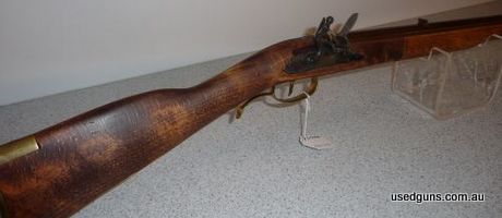 Connecticut Valley Arms. Kentucky black powder flintlock rifle. 850ml octagonal barrel. Appears not to have been used much. Please view additional photos.