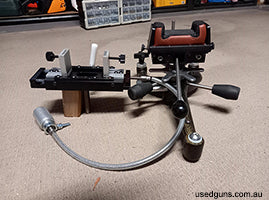 Shadetree Bald Eagle Joystick front rest. Cast Iron. Ideal for benchrest shooting. Also included is the Bald Eagle Benchrest Windage top. Comes with 3‚Äö√Ñ√π an