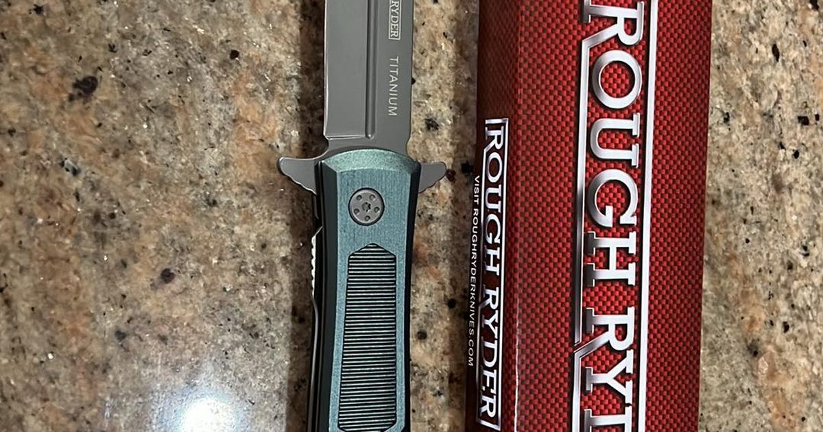 ROUGH RYDER LARGE LINERLOCK FOLDING KNIFE MODEL RR1861- PENTAX PIF  10X50 BINOCULARS-GUN BAGS-FISHING KNIVES-SURVIVAL KNIVES-BURRIS BINOCULARS