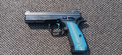 CONSIGNMENT CZ SHADOW 2 Blue Single Action, Cased w/ 2 mags, As New