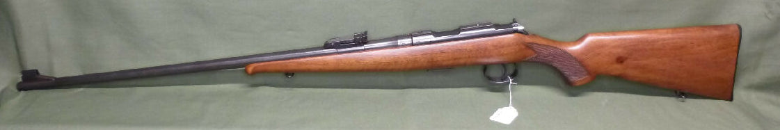 Czech-made classic in very good to excellent condition. Clean bore, smooth action, crisp trigger and known for outstanding accuracy. Ideal for target shooting o