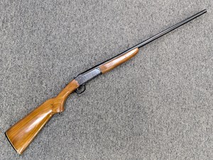 CARRERO & ASTELARRA
MODEL VANGUARD
20 GAUGE
SINGLE SHOT 
WITH EJECTOR AND 
EXPOSED HAMMER 
COLOR CASE FINISHED RECEIVER 
27.5 INCH BARREL
TIMBER STOCK & FOREND
#4581

VGC+ $269
