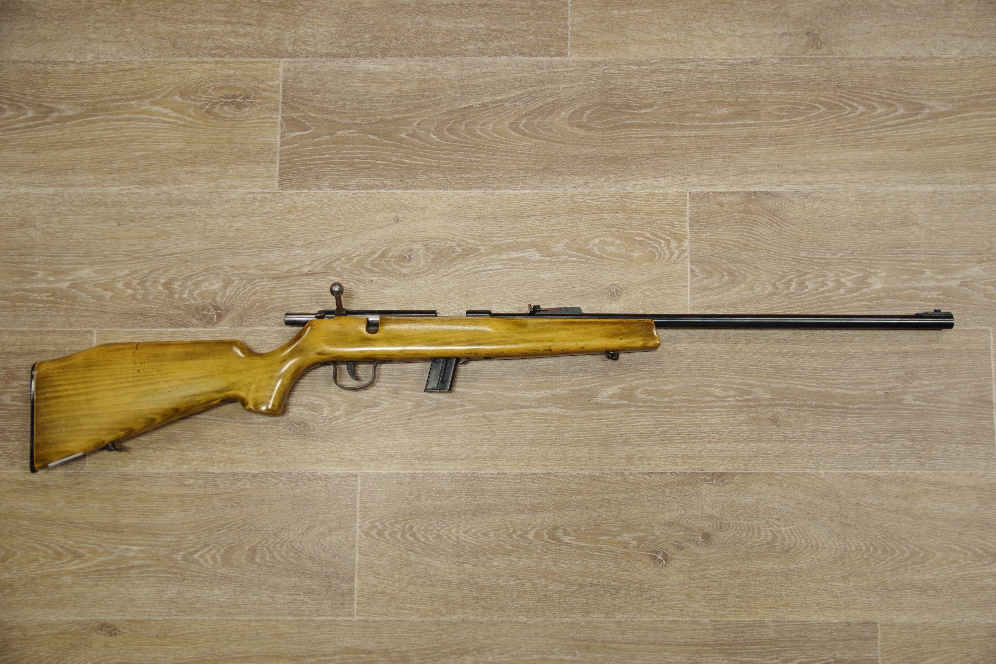 S/H VOERE 105 BOLT ACTION RIFLE .22LR (FT685)