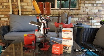 MEC 650 12G reloading press excellent working order with 28g and 32g charge bars universal charge bar and several different powder bushes and accessories 2 x pa