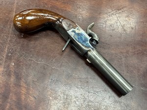 PEDERSOLI
MINERS PISTOL
45CAL
SINGLE SHOT
2.5 INCH TURN BARREL
FOLD DOWN TRIGGER
COLOR CASE FINISHED FRAME
WALNUT GRIP
MODERN COLLECTABLE FIREARM
#4797

VGC+ $290