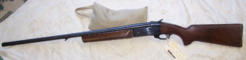 MADE IN BRAZIL, CBC 20G SHOTGUN.  28" BARREL, 2 3/4" CHAMBER AND FULL CHOKE. IN EXCELLENT CONDITION, WOOD AND CLUEING. BARREL SMOOTH. SLING SADDLES FITTED. BUYE