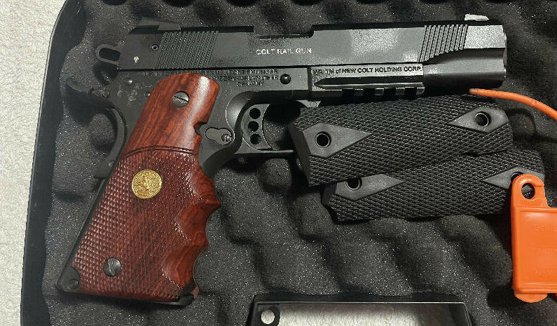 Colt Rail Gun .22 in very good condition with case¬†