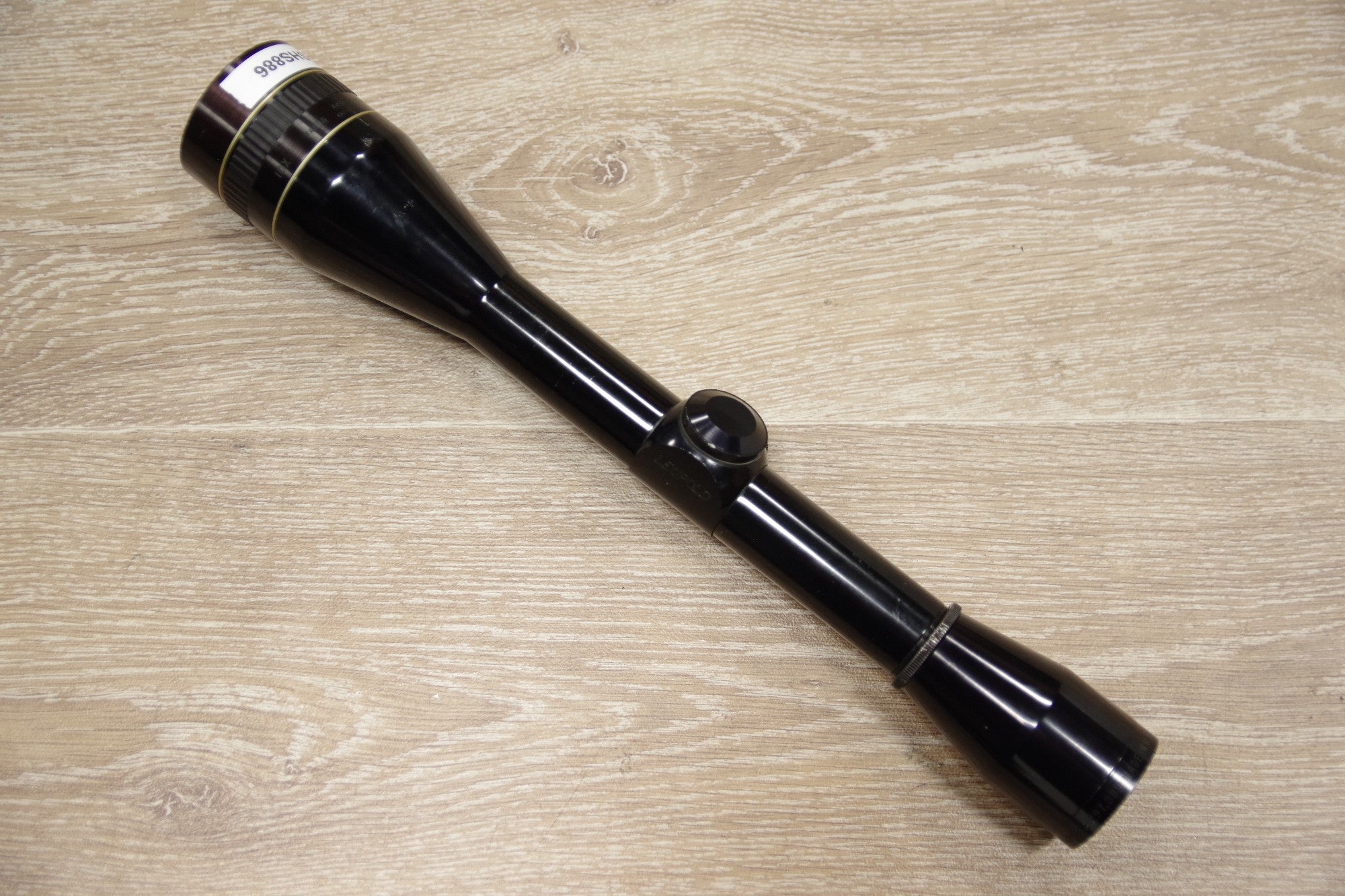 S/H LEUPOLD ULTRA 10x40AO SCOPE (SHS886)